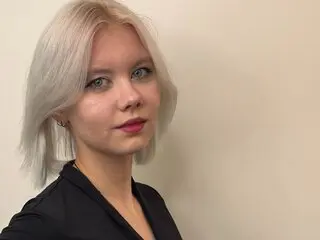 Cam photos naked LindsayMcirvin